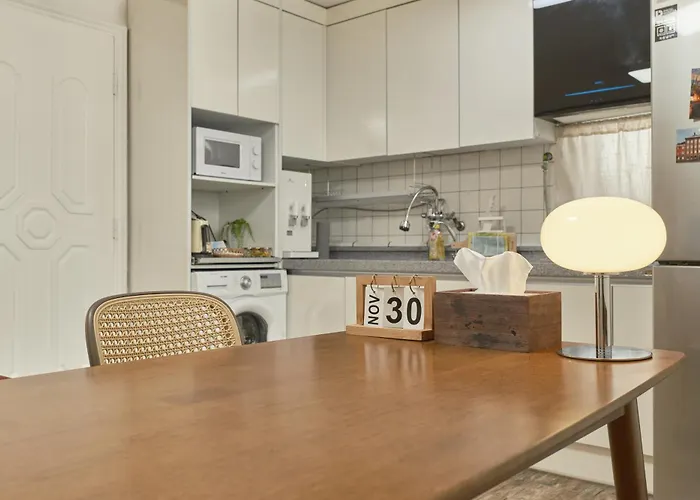 2bedroom House 10min From Stn #free Netflix #view Of Namsan #1pm Checkout * Seoul
