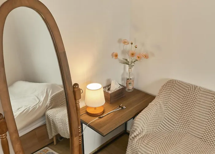 Apartment 2bedroom House 10min From Stn #free Netflix #view Of Namsan #1pm Checkout *
